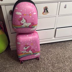 Kids Suitcase With Carry-On. 