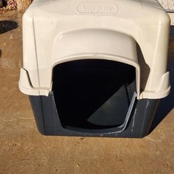 Toppaw Dog House 