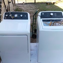 GE Washer And Dryer Set