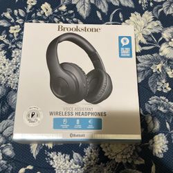 NEW Brookstone Wireless Headphones 