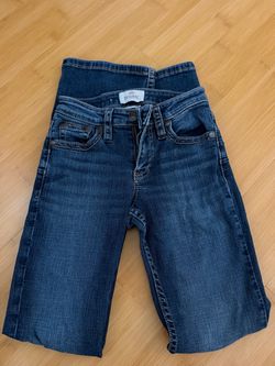 Shyanne Women's Dark Wash Denim Jeans - Size 25 Short