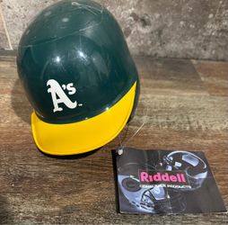 Las Vegas A’s Miniature Batting Helmet – Collectible! ⚾️