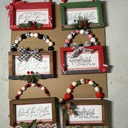 Fall And Christmas Craft Items