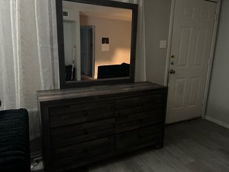 dresser