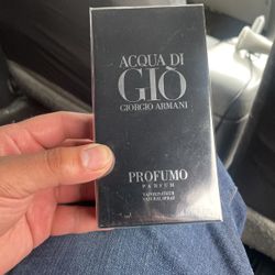 New ACQUA Di Gio Giorgio Armani Black Parfum 