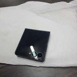 Mint Condition Zflip 7 Unlocked Trade