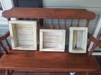 Pallet box shelves