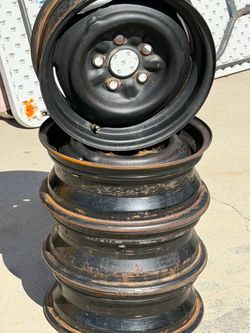 Steel wheels for mustang