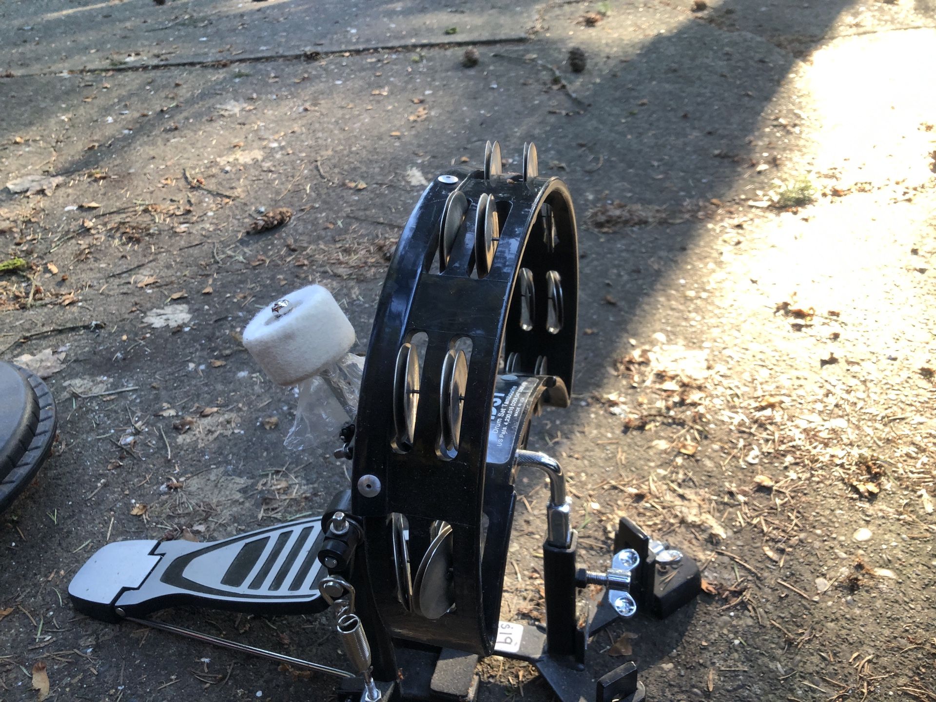 Tambourine And Adjustable foot pedal