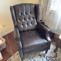 2x Brown Leather Recliner