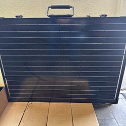 Renogy 100w Foldable Solar Panel W/CC