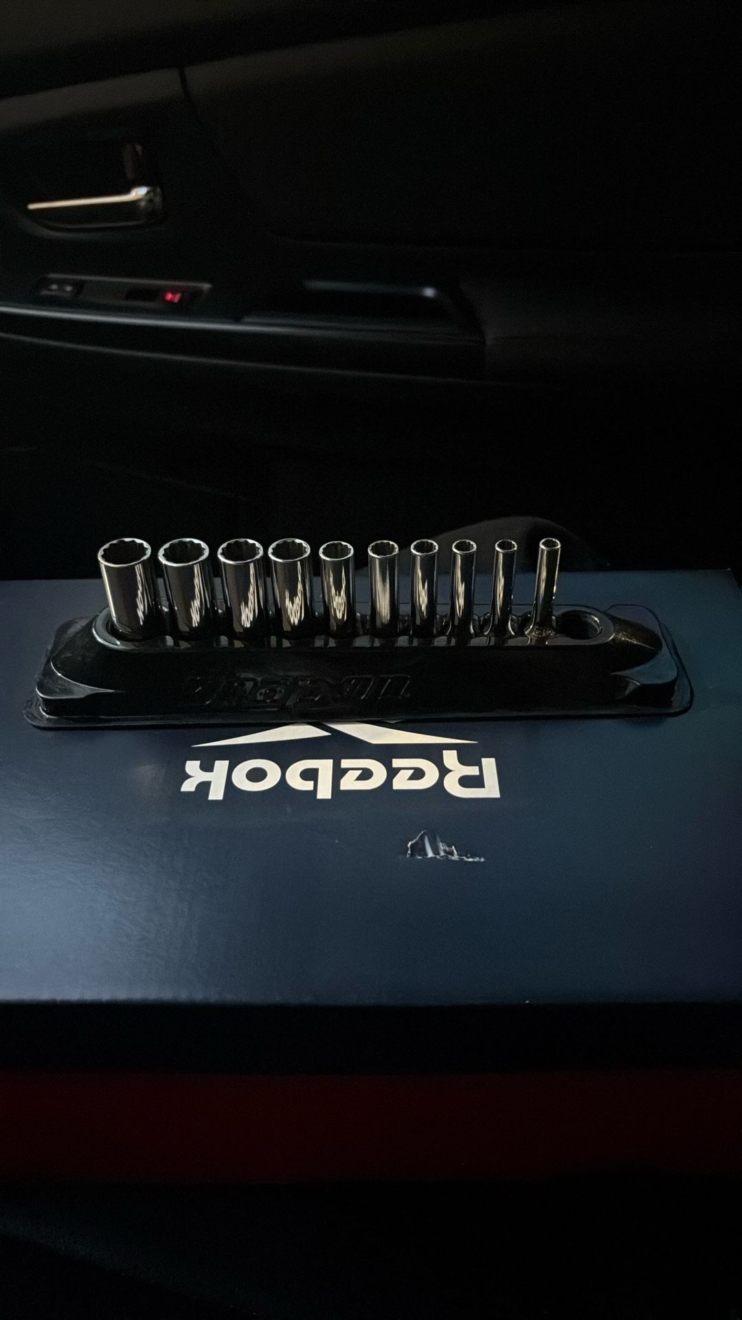 Snap-on 11 Piece 3/8" Drive Metric Deep Socket Set Magnetic Tray