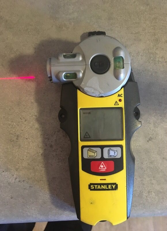 Stanley Intelli Laser Pro Laser Level / Stud Finder 77-260