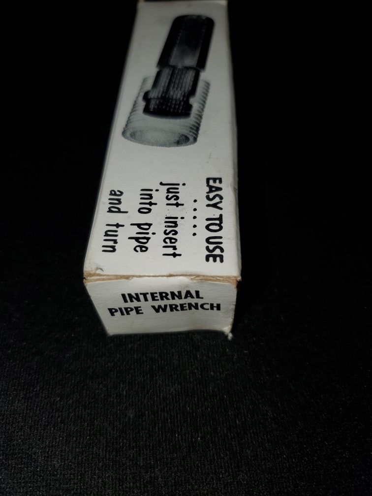 Vintage Snap-on Internal Pipe Wrench , PWN-32-1in. New