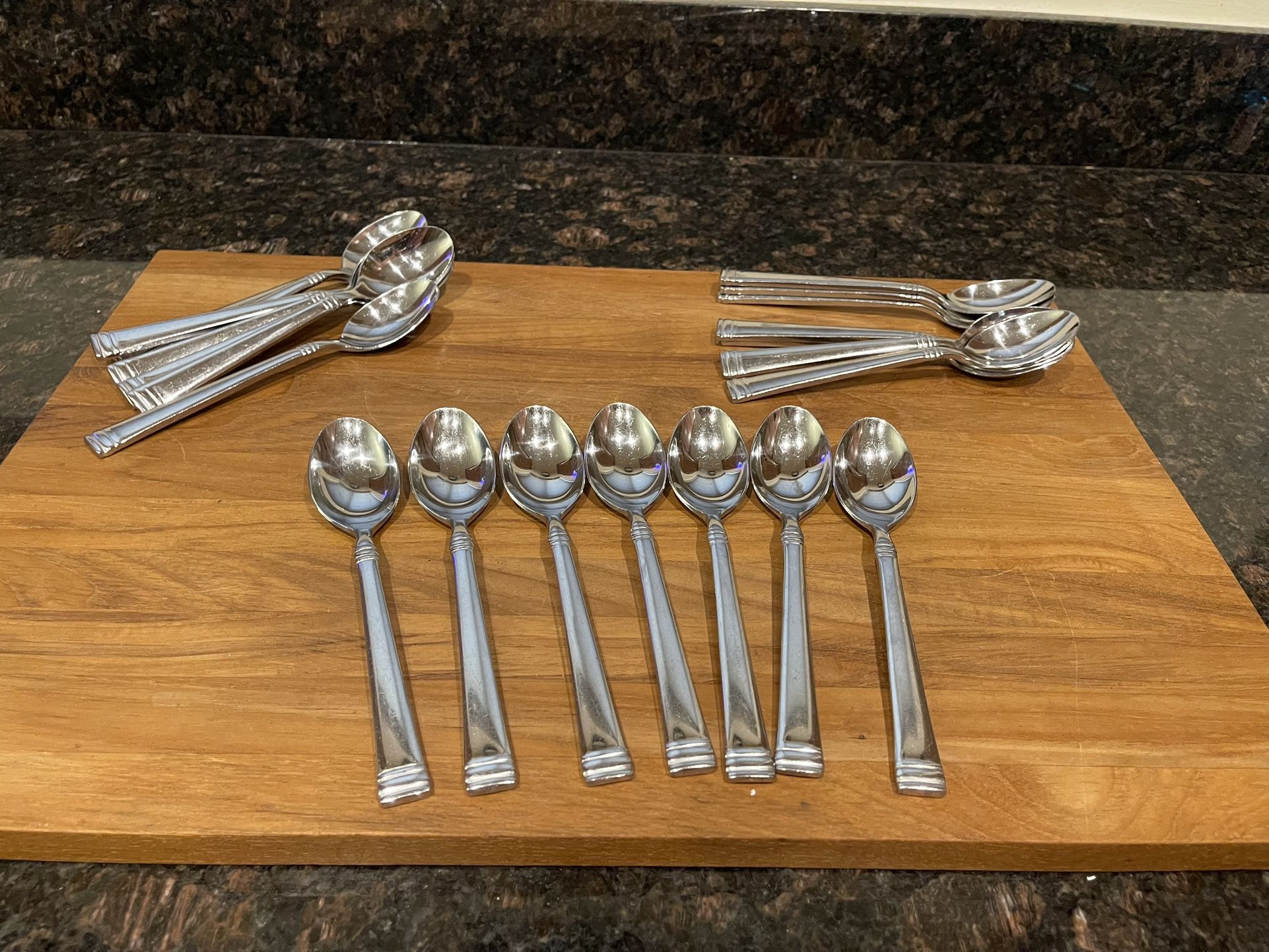 8 Cambridge Codie pattern Stainless steel Flatware spoons