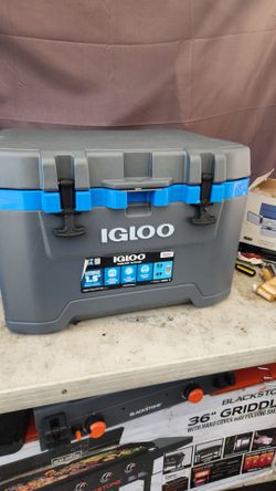 Igloo 52 QT Overland Ice Chest Cooler with Wheels, Gray and Blue