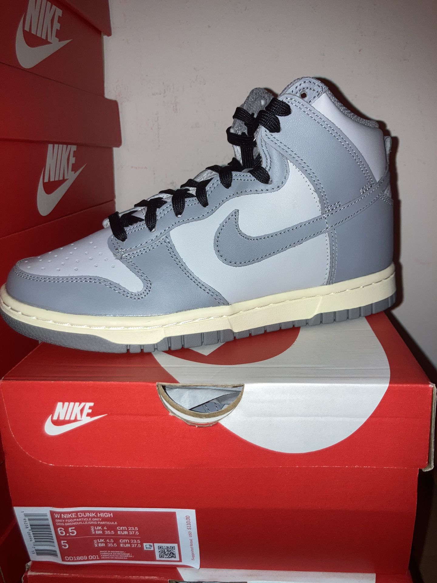 Nike Dunk High Aged Grey Size 5Y