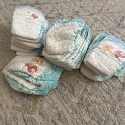 25 Size 3 Diapers
