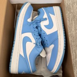 Woman Air Jordan 1 Low UNC Size 8.5 W
