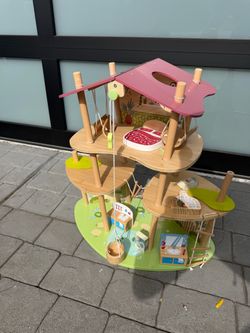 Play House Toy (free)