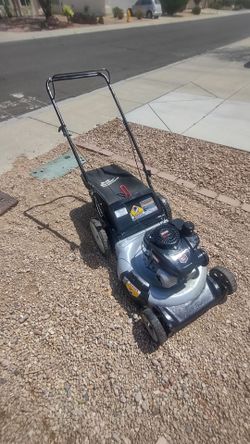 Craftsman 140cc gas lawn mower with the