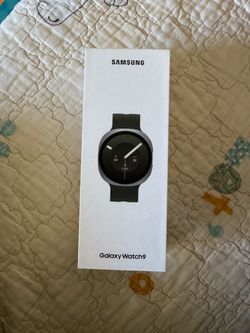Samsung Galaxy Watch 9 44mm Bluetooth – Silver – Brand New, Factory Sealed