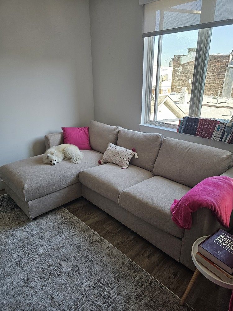 FINNALA
Sofa, with chaise