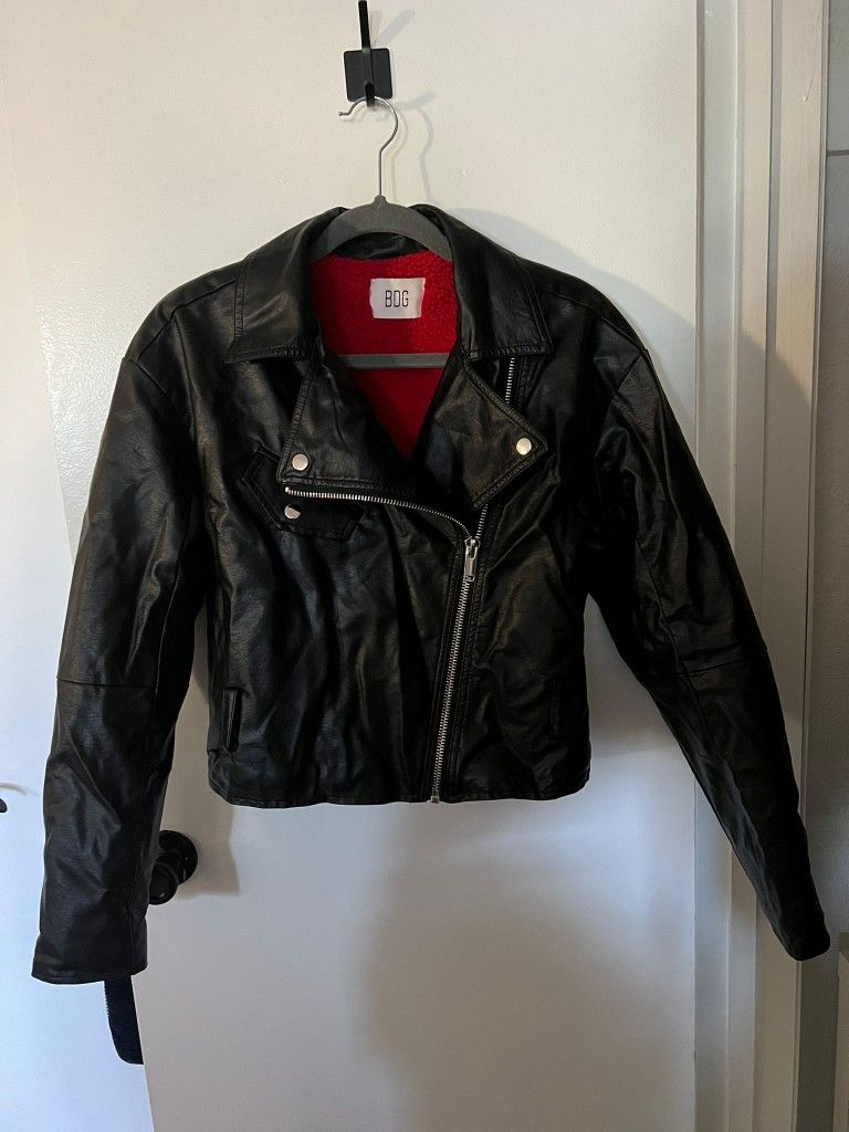 Small Size - Urban Outfitters leather jacket
