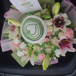 Matcha theme bouquet