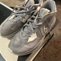 Men's Size 9 Nike Kyrie Low 5 TB Wolf Grey White Basketball Shoes