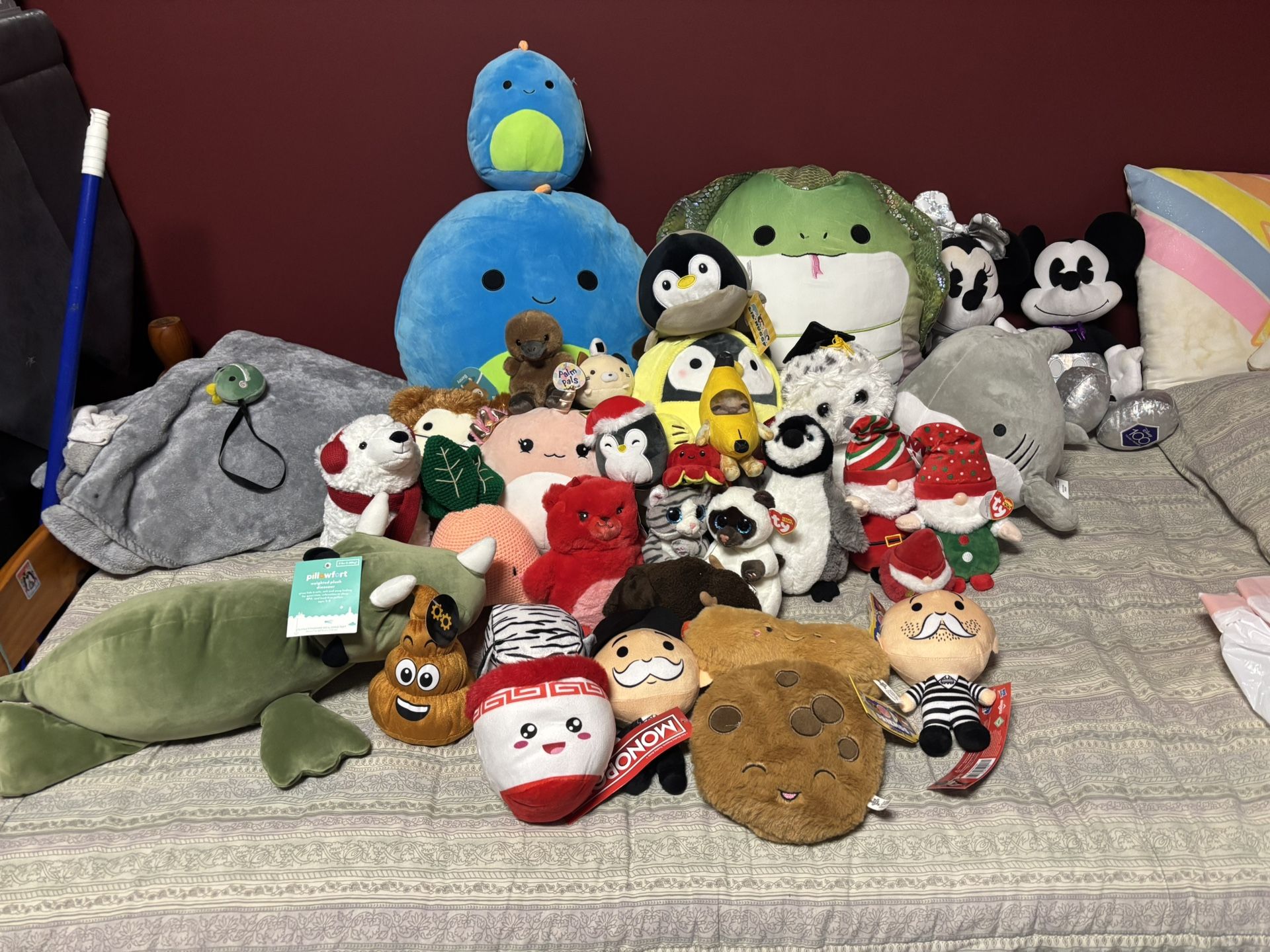 Plushies/Stuffed animals