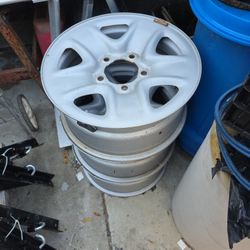 Toyota TUNDRA Steel Wheels