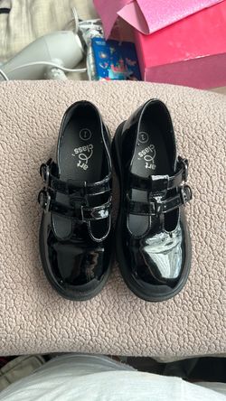 Art Class Black Glossy Kid Shoes