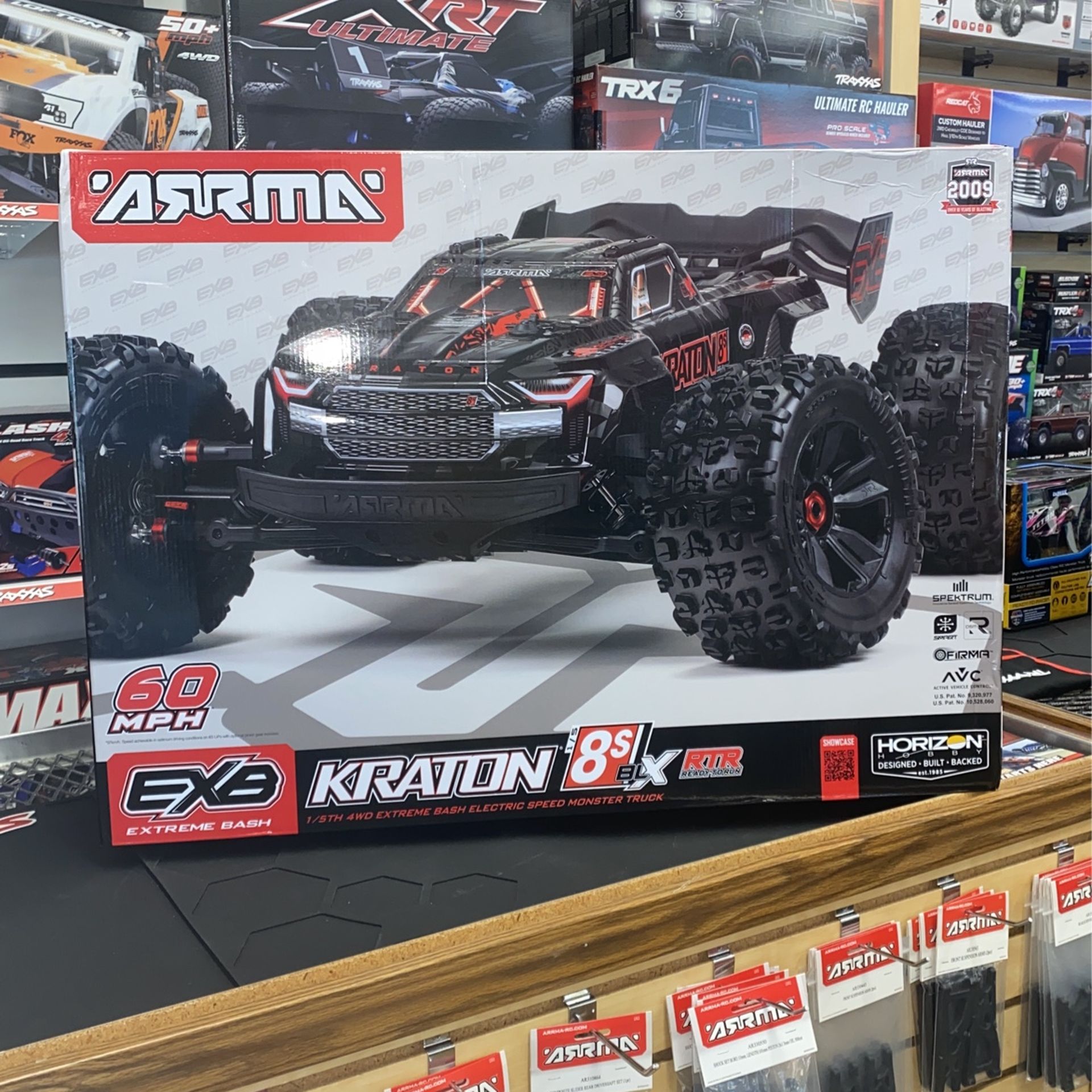 Yamahi 様ARRMA KRATON 8S 1/5スケール Arrma Kraton 6S EXB RTR 1/8 4WD