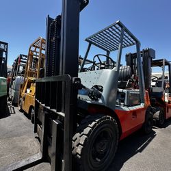 Toyota Forklift For Sale! 5000 Lbs Capacity 