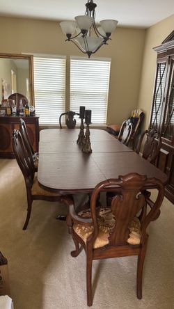 Ethan Allen Dark Wood Dining Table with 8 Chairs