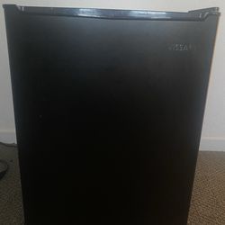used mini fridge fully usable