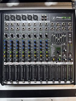 Mackie ProFX12V2 Mixer
