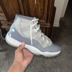 Cool Grey 11