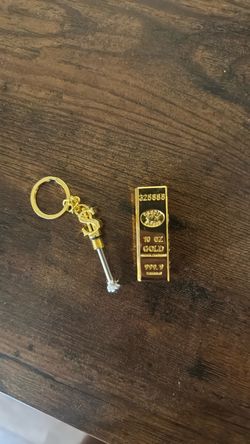 Gold lighter zippo style
