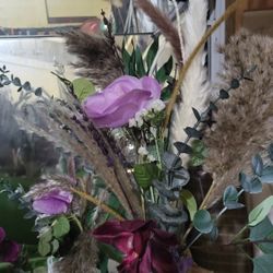 Faux Fur and Wooden Heart Bouquet Centerpieces 