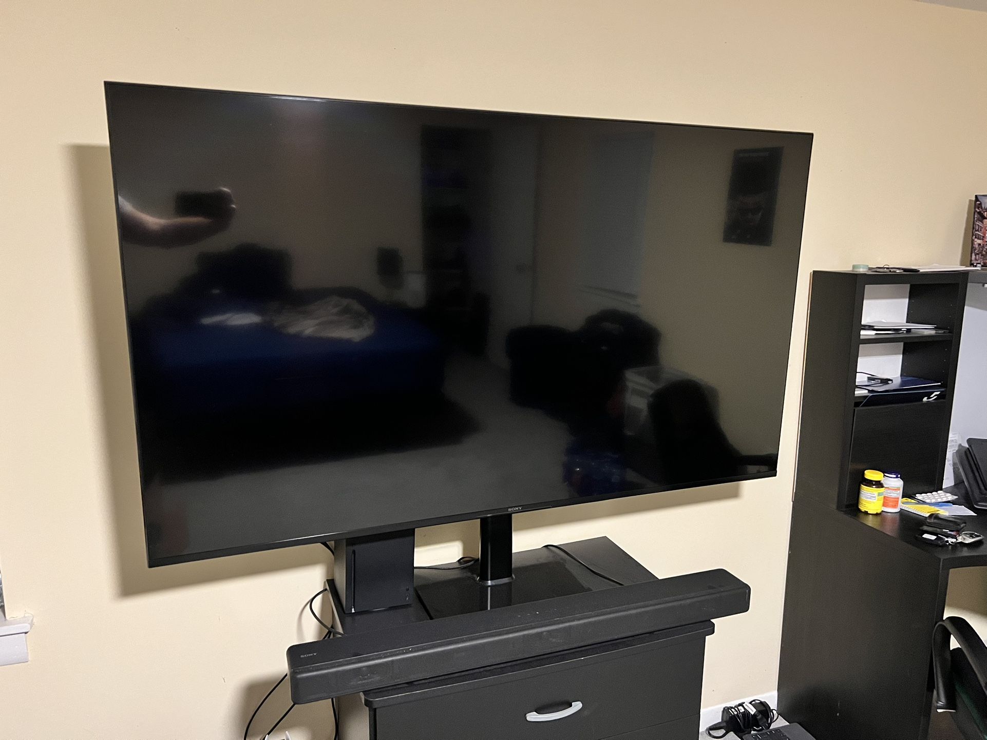 65” TV Sony X85K LED 4K UHD Google TV + Sony HT-G700 3.1 Channel Soundbar with wireless subwoofer