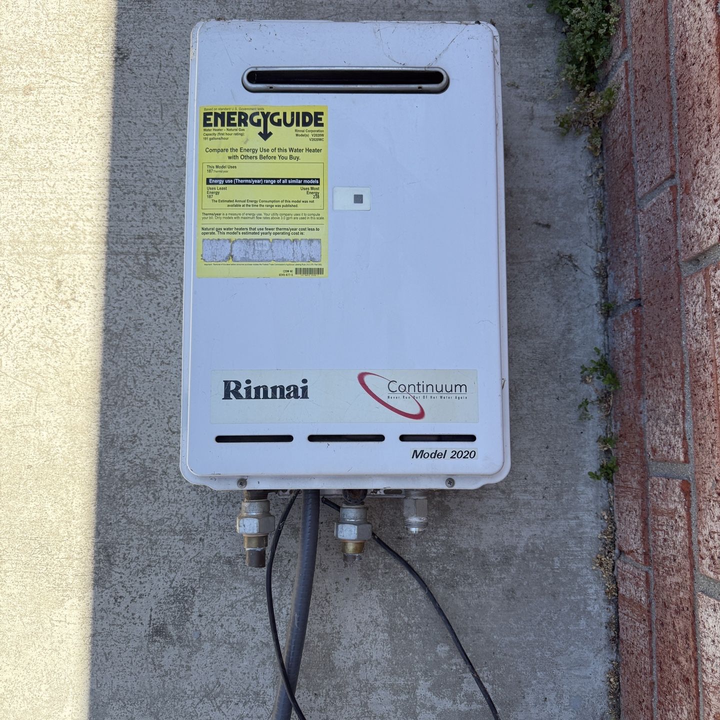 Rinnai Tankless Gas Water Heater for Sale in Sacramento, CA - OfferUp