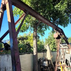 2000lb Grantry Crane