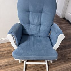 Rocking chair / Mecedora 