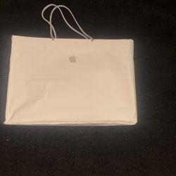 15-inch MacBook Air with Apple M2 chip 