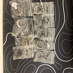 Size 9 And 10 Rings 5 Bucks Each