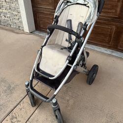 Uppababy Vista With Bug And Rain Covers