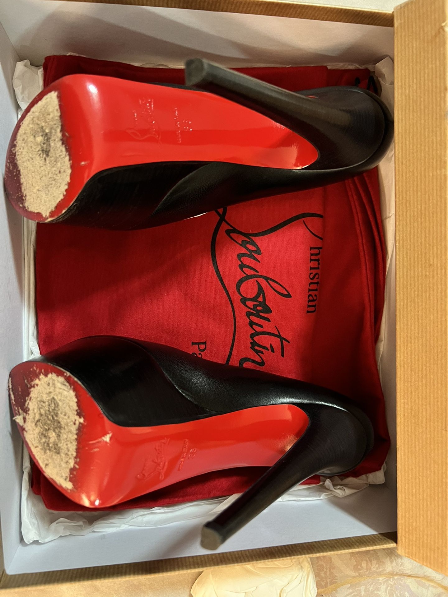 Victoria Black Christian Louboutin