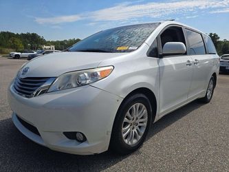 2012 Toyota Sienna